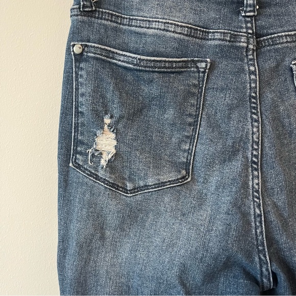 Judy Blue Skinny Distressed Jeans - Picture 7 of 8